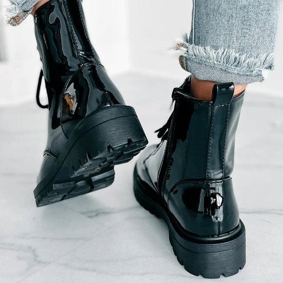 Soda Black Ankle Boots - Picture 4 of 8